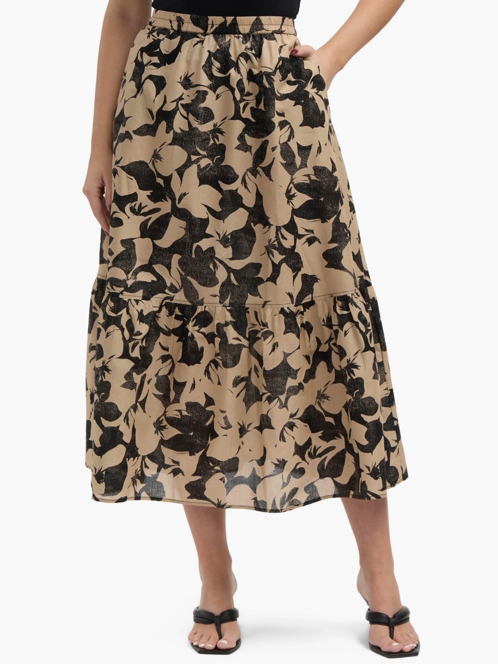 Ellen Tracy Tiered Flowy Midi Skirt in Neutral Floral Print